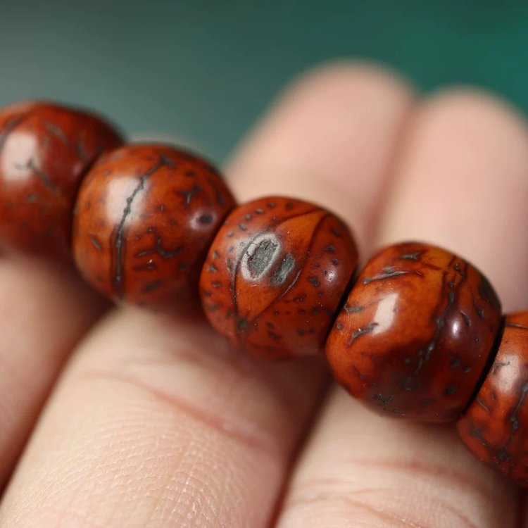 Old Tibetan Bodhi Seed Wrist Mala