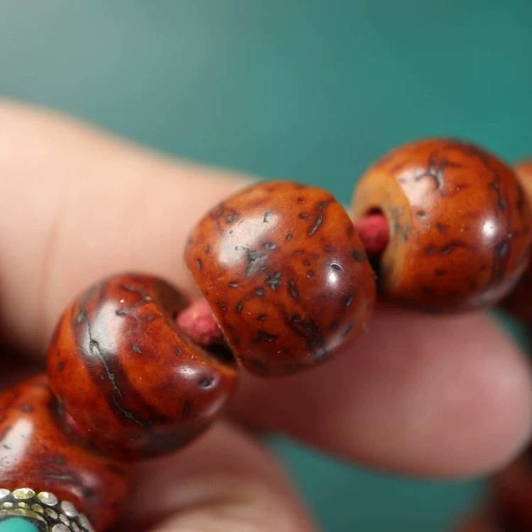Old Tibetan Bodhi Seed Wrist Mala