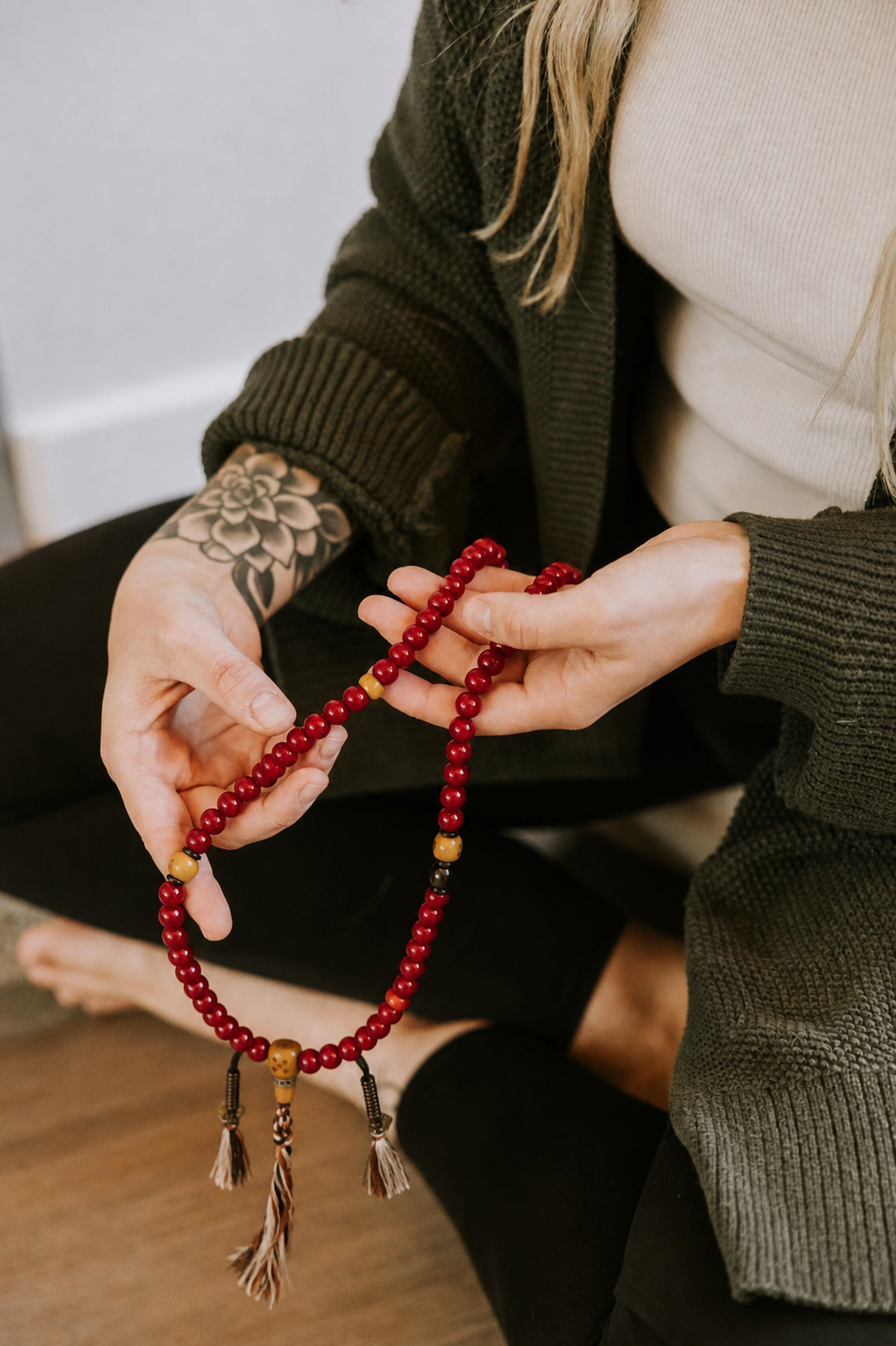 Huaiye Red Tibetan Liuli Glass 108 Mala in Light Tibetan Style