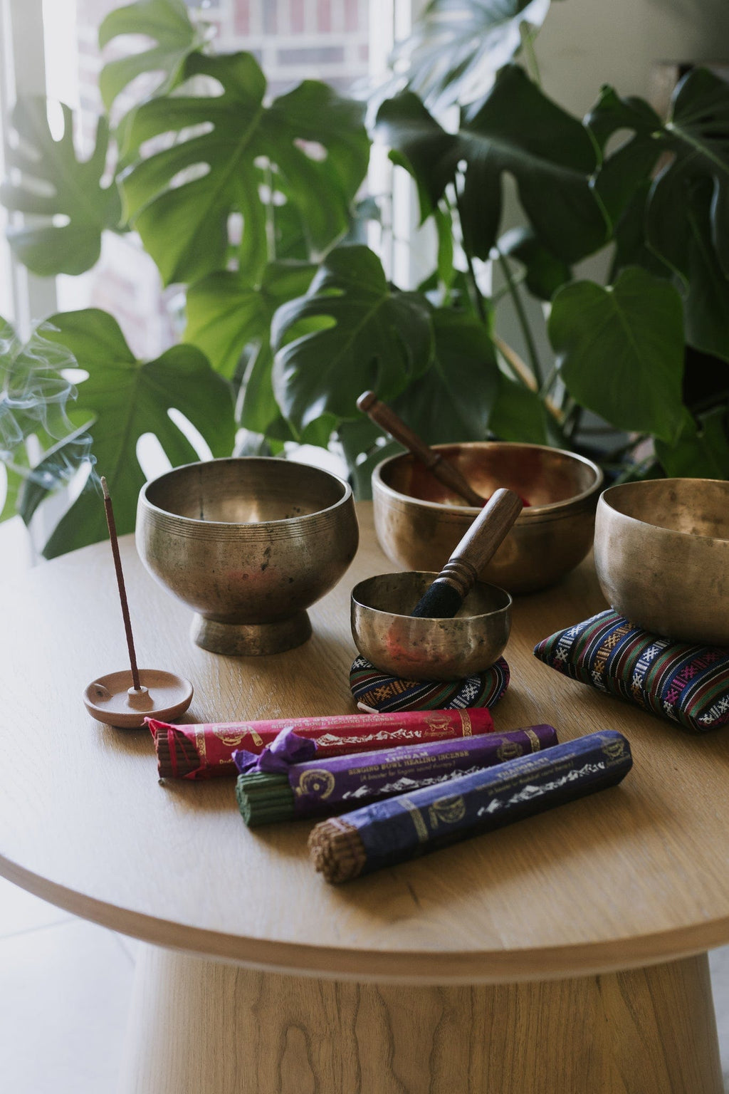 Singing Bowl Healing Incense - Naga Pedestal
