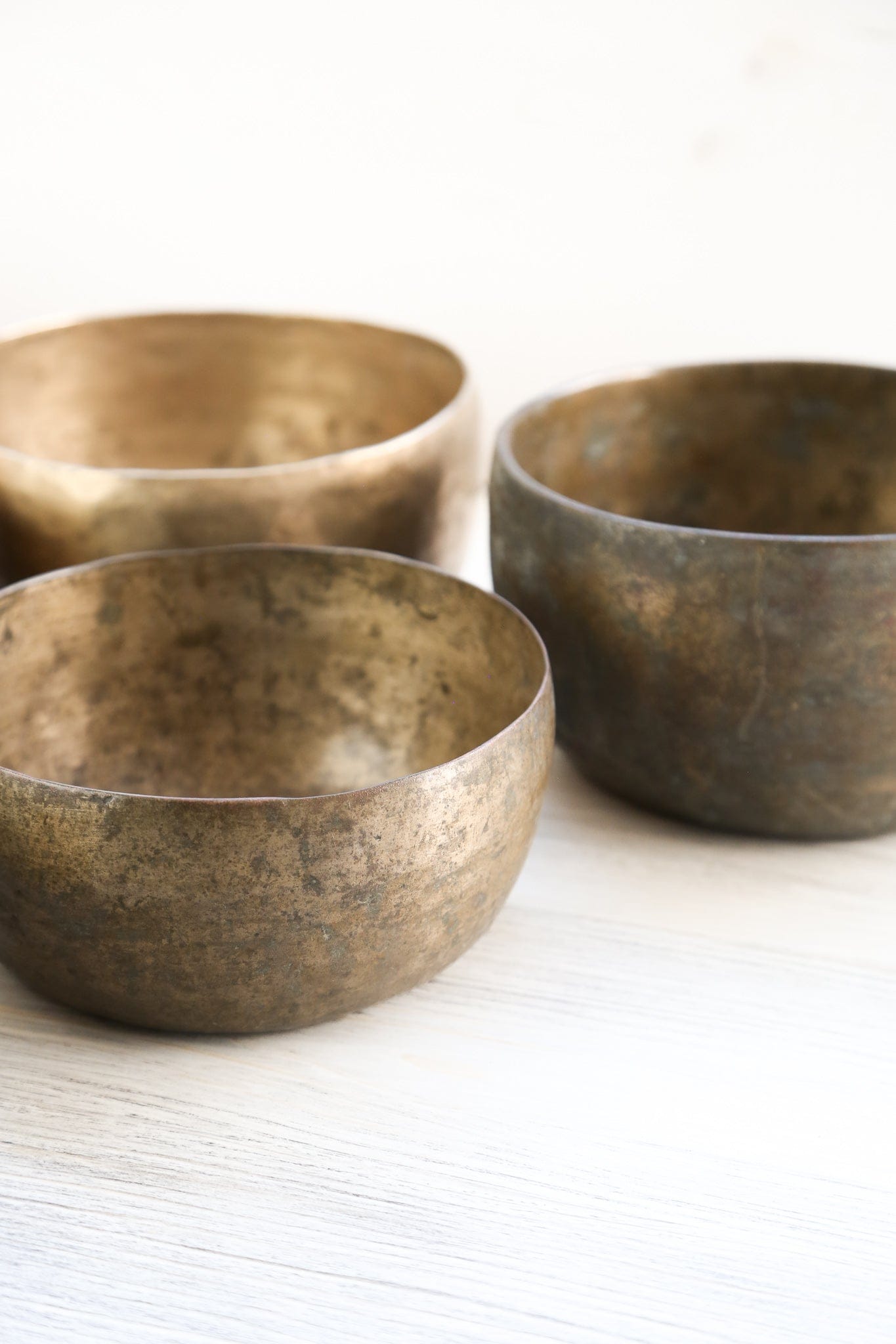 Antique Seven Chakra Singing Bowl Set - Energy & Transformation